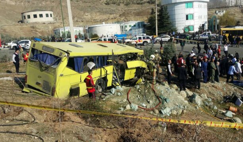 آخرین اطلاعات از واژگونی اتوبوس حامل دانشجویان