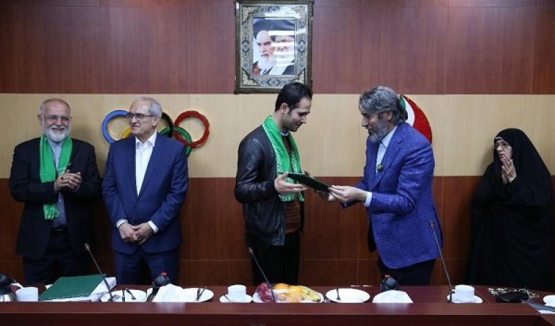 قهرمان گیلانی کاراته جهان سفیر سلامت شد