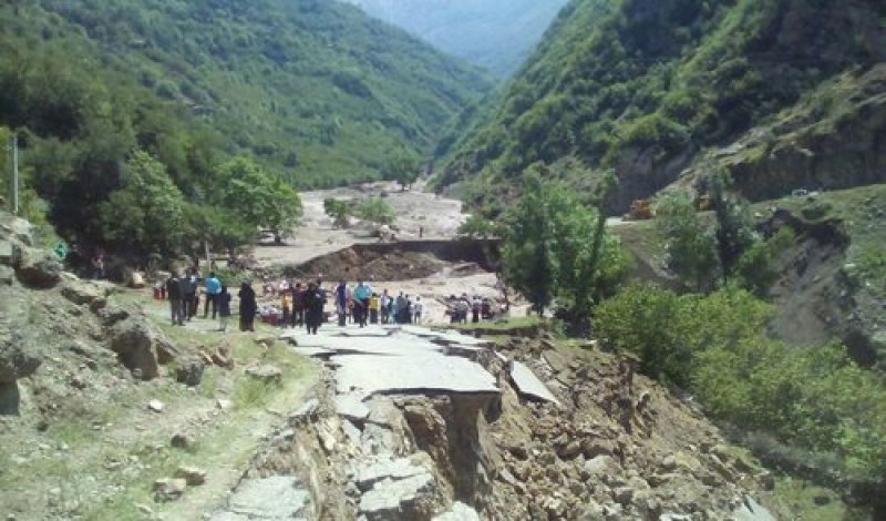 قطع راه ارتباطی ۴۰ روستای اشکورات رودسر