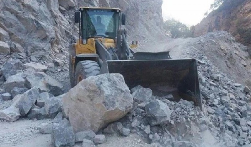 اجرای 8 هزار مترمکعب عملیات ریزش برداری در محورهای فرعی گیلان