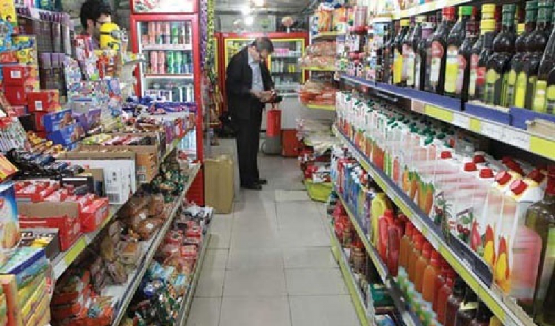 نظارت کافی همزمان با توزیع کالاها در بازار با جدیت دنبال شود