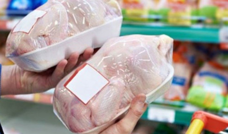 اقداماتی برای تعدیل قیمت مرغ در گیلان