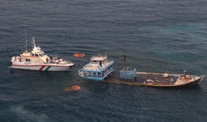 غرق شدن یک لنج صفاری در آب های خلیج فارس