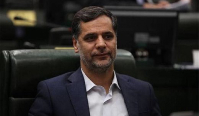 طرح مجلسی ها درباره مسئولان سیاسی: اگر خانواده هایتان به ایران برنگردند باید استعفا بدهید