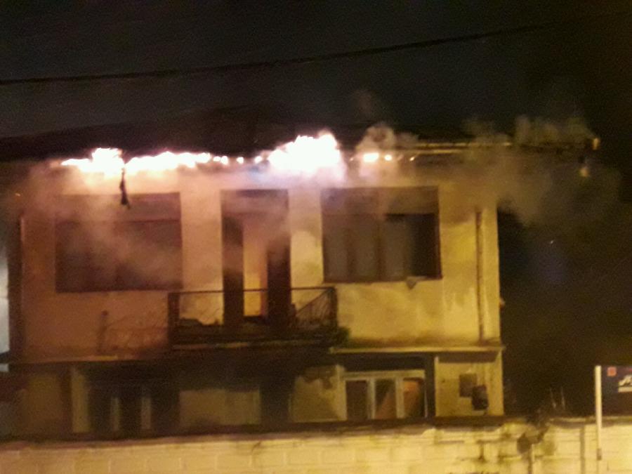 آتش گرفتن ۵ واحد تجاری و مسکونی در تالش و رودسر