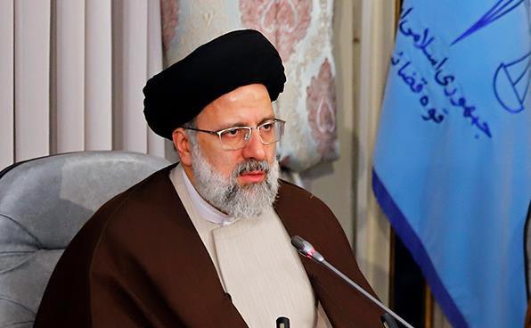 تضعیف کنندگان جریان انتخابات در جبهه دشمن قرار می گیرند