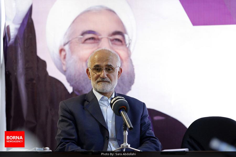نباید به هر شیوه و بهایی به دنبال ماندن در قدرت بود / لیست دادن غیرمنطقی است