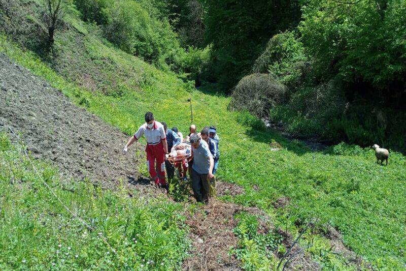 نجات مرد آستارایی از دره