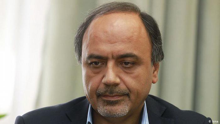 استعفای مشاور روحانی