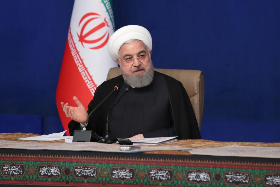 آرزوی ۴۲ ساله برق مجانی را فراهم کردیم و این کار بزرگی است / درمان کرونا در ایران به شکل رایگان انجام می شود