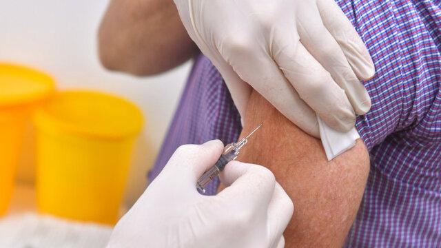 آیا تزریق دو واکسن مختلف موثرتر است؟