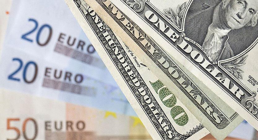 دلار و یورو اندکی گران شدند / نرخ ارز ۷ مهر ۹۹