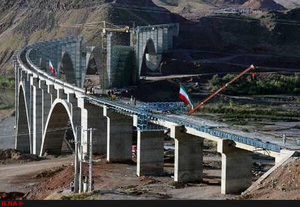 هشت کیلومتر باقیمانده آزادراه رشت - قزوین تا آخر دولت دوازدهم تکمیل می شود