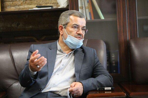 محمدرضا احمدی: نگفتم رانندگان تاکسی بنگاه ضدانقلابند / برخی رسانه ها از خارج دستور می گیرند