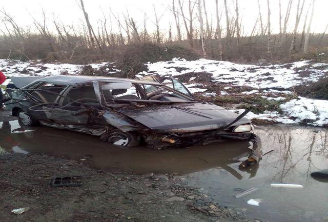 مصدومیت ۵ نفر پس از واژگونی پراید در مسیر جاده تهران