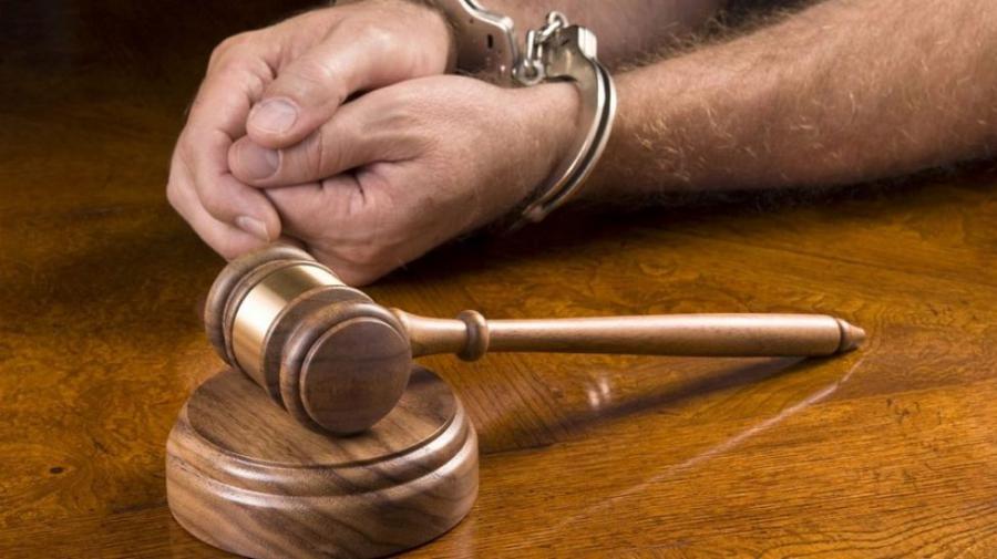 بازداشت یک دهیار به اتهام اختلاس در گیلان