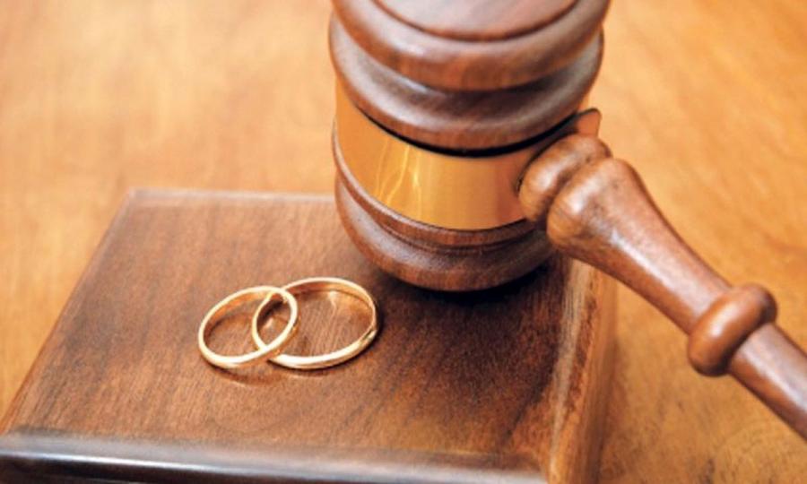 در گیلان در ۹ سال اخیر، ازدواج ۴۰ درصد کاهش و طلاق ۴۰ درصد افزایش داشت