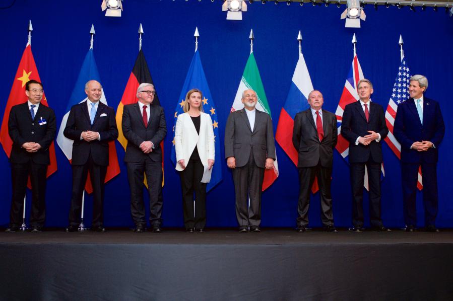 بلومبرگ: قدرتهای جهانی به دنبال احیای برجام تا قبل از انقضای توافق ایران-آژانس هستند