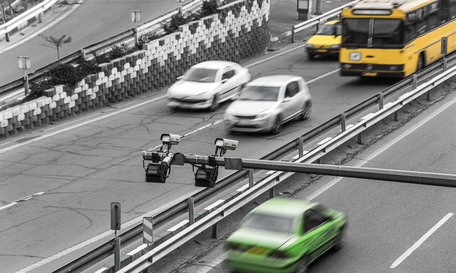 خودروهای فاقد معاینه فنی توسط دوربین های برون شهری جریمه می شوند