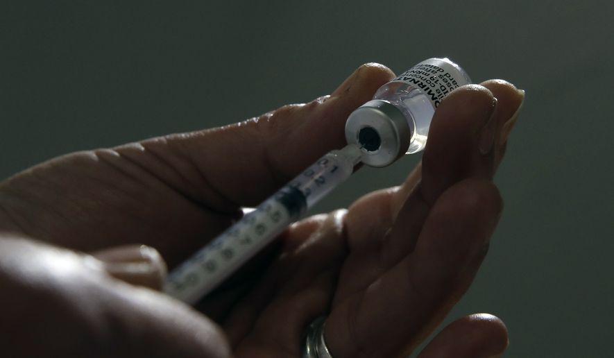 فایزر به دنبال مجوز برای تزریق دوز سوم واکسن کرونا