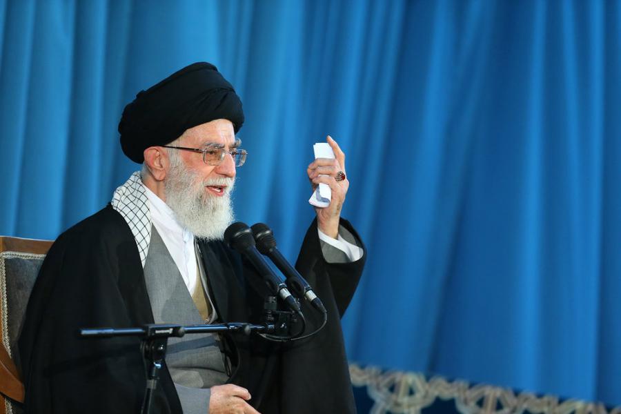 مردم خوزستان ناراحتیشان را بروز دادند و هیچ گله ای نمیشود از آنان داشت