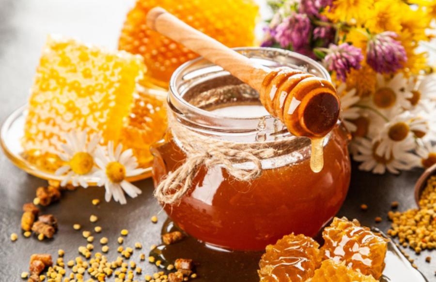 عجیب ترین عوارض جانبی مصرف عسل
