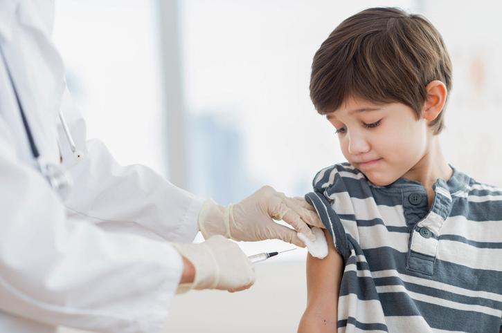 واکسینه شدن ۵۱ درصد دانش آموزان گیلانی