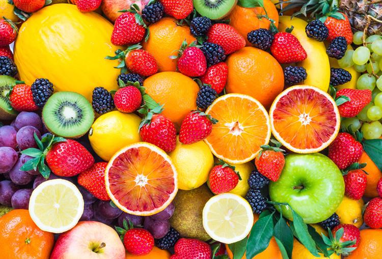 چهار هشدار برای مصرف بیش از حد میوه