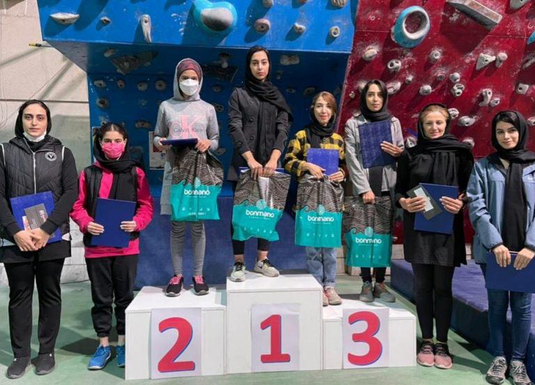 مسابقه صعود و فرود از طناب بانوان گیلان برگزار شد