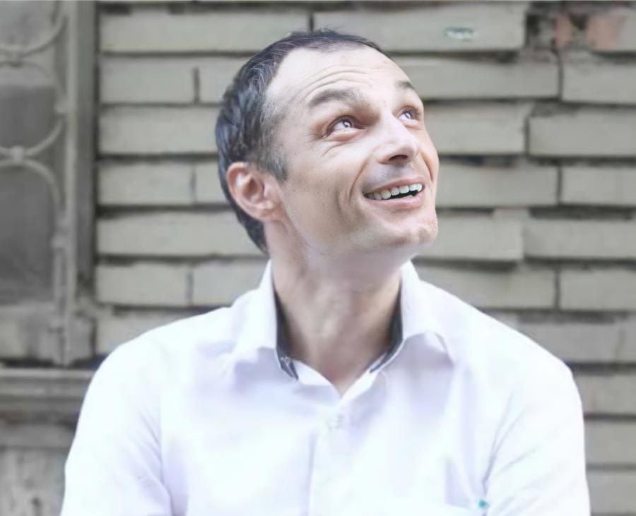 تلاش جمعی از بازیگران برای زندگی دوباره به هنرمند گیلانی