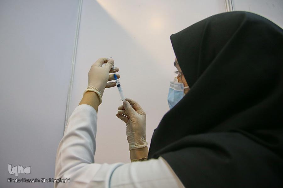 مراکز واکسیناسیون کرونا در رشت دوشنبه ۲۷ تیر