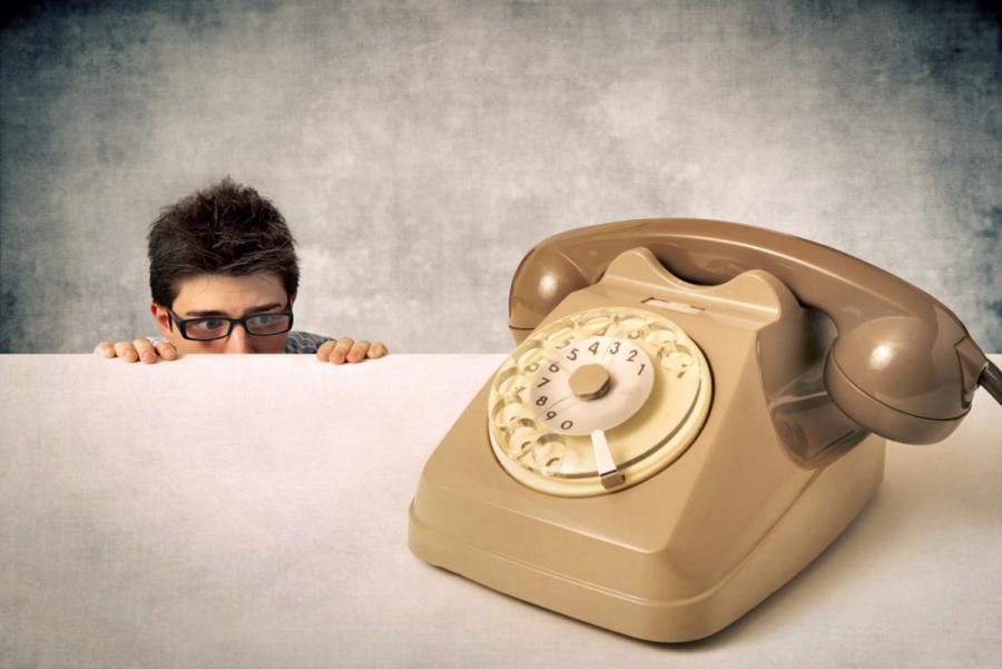درباره استرس تلفنی؛ چرا بسیاری از ما به آن دچار هستیم؟
