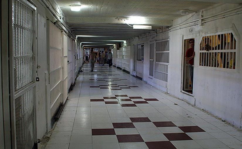 از ۳ هزار بازداشتی زندان فشافویه به جز ۸۳۵ نفر بقیه با وثیقه آزاد شدند/ ۳۶۰ بازداشتی زن و ۲۰۰ تن دانش آموز بودند