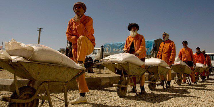  ابتکار عجیب طالبان برای پرداخت حقوق کارمندان و کارگران