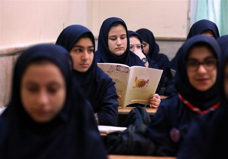 برگزاری حضوری کلاس‌های مدارس از اول مهر/ توصیه تزریق دز یادآور