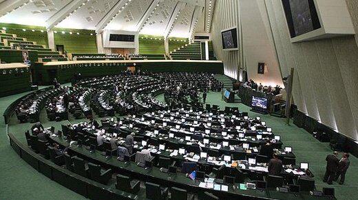 حقوق ۵ میلیون و ۶۰۰ هزار تومانی از مالیات معاف شد