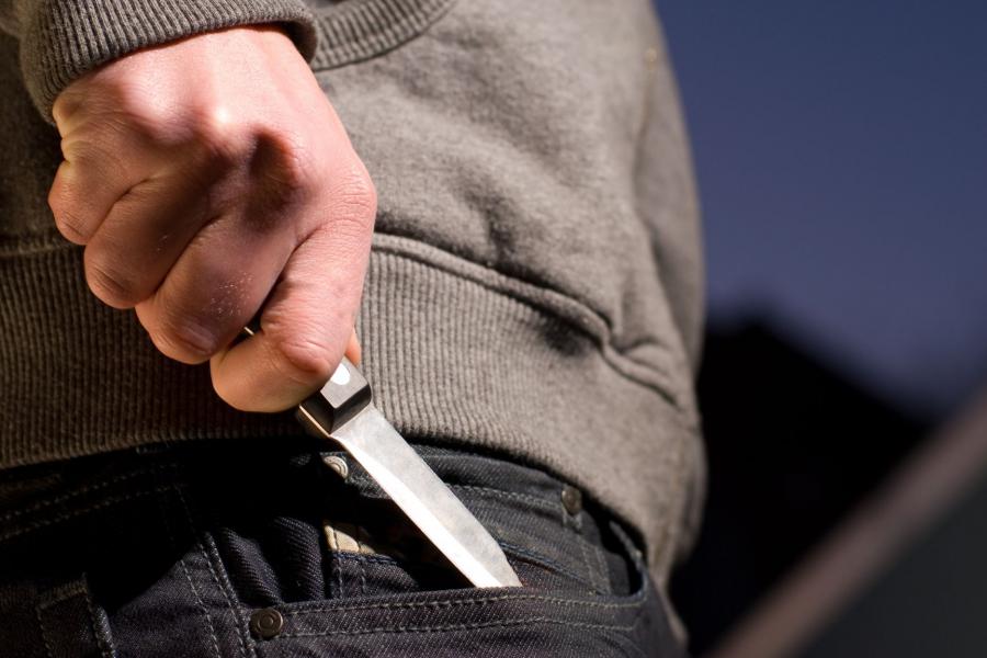 قتل با ضربات متعدد چاقو در رضوانشهر