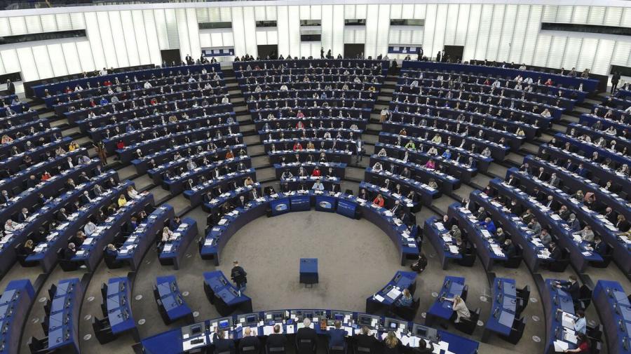 پارلمان اروپا تحریم فوری نفت و گاز روسیه را تصویب کرد