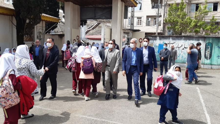 ضرب و شتم دانش آموز توسط معلم،وزیر آموزش و پرورش را به آستارا کشاند