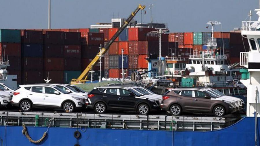 واردات ۲۰۰۰ خودرو به مناطق‌آزاد به بهانه جام جهانی