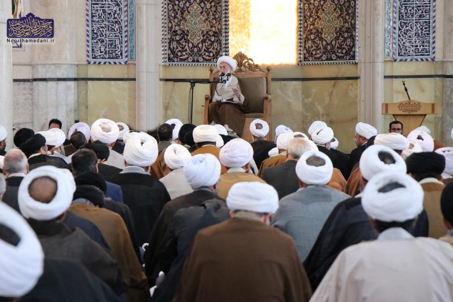انتقاد تند آیت الله نوری همدانی از گرانی ها/ حرف و صدای مابه جای نمی رسد و پخش نمی کنند