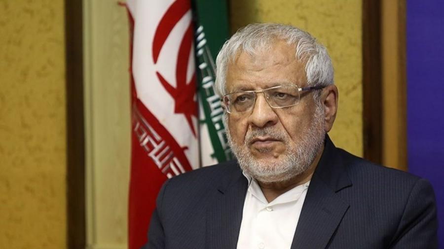 بادامچیان به مجری من و تو: تو چرا جیغ می زنی؟ به توچه؟