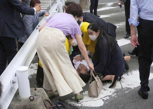 سوء قصد به جان شینزو آبه، نخست وزیر اسبق ژاپن