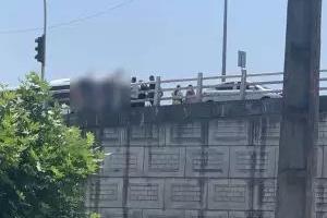 خودکشی یک دختر نوجوان از روی پل روگذر خمام نافرجام ماند