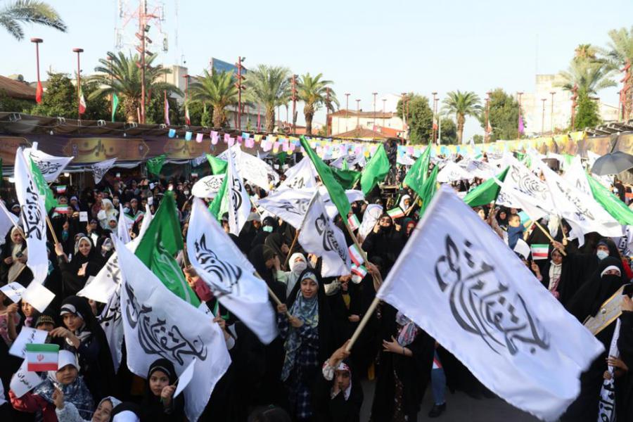 اجتماع حمایت از «حجاب» در پیاده راه رشت برگزار شد/تصاویر