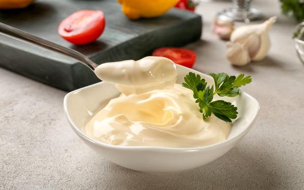 طرز تهیه سس مایونز خانگی بدون تخم مرغ 
