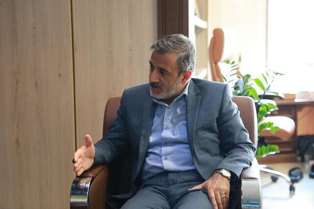 محمود آیینی 