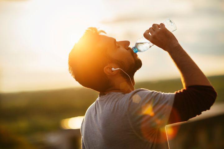  چقدر آب برای بدن کافی است؟
