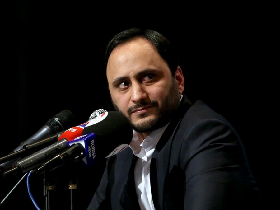 سخنگوی دولت: علی کریمی می تواند به داخل کشور برگردد، کسی با او مشکلی ندارد