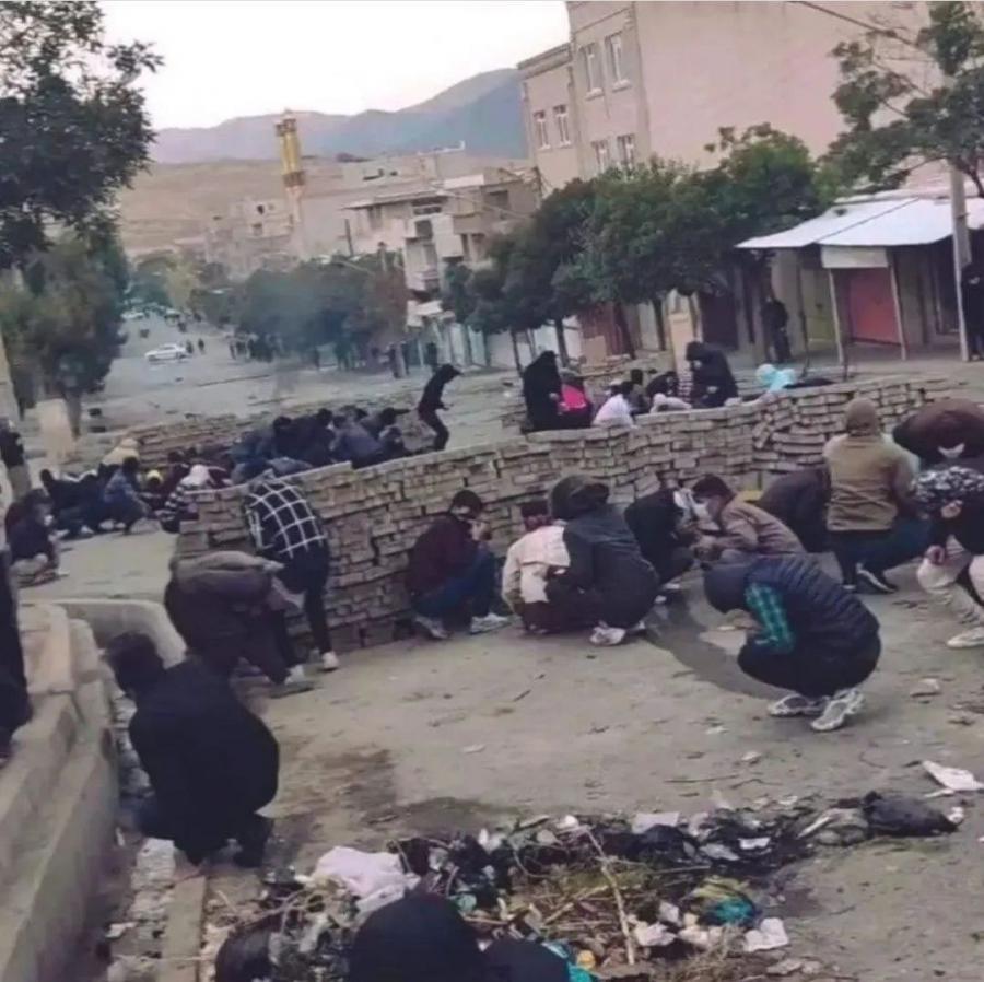 گزارش خبرگزاری تسنیم از آخرین وضعیت ناآرامی های خیابانی در مهاباد، بوکان و پیرانشهر 